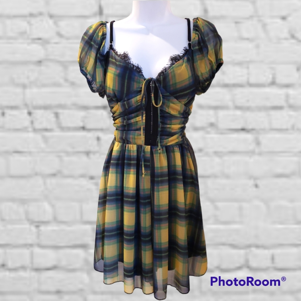 Urban Outfitters Tula Layered Mesh Cold-Shoulder Romper Playsuit-…